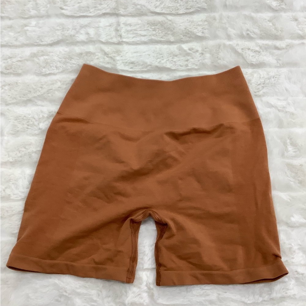 Alphalete Amplify Shorts